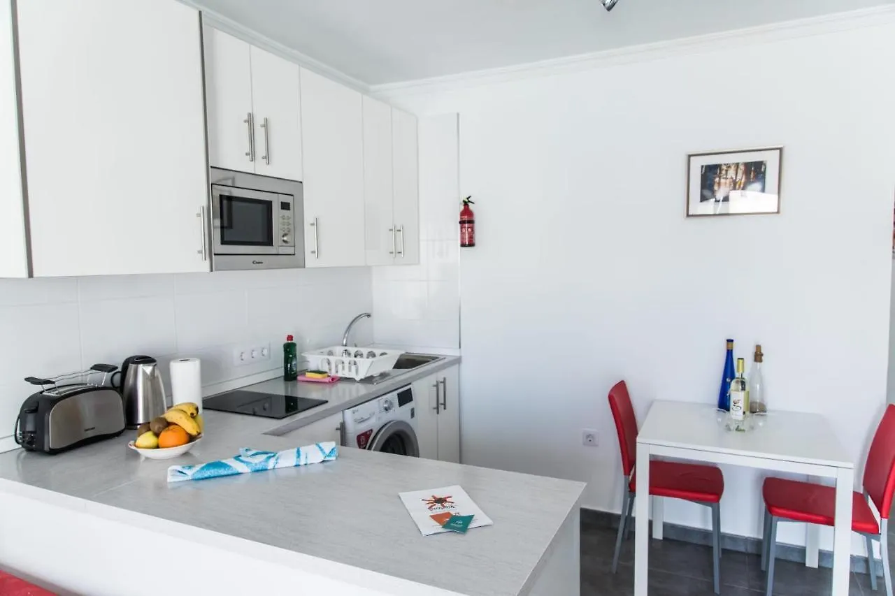 Sunny Days Home With Shared Pool And Free Wifi Puerto del Carmen  0*, Puerto del Carmen (Lanzarote) Spain